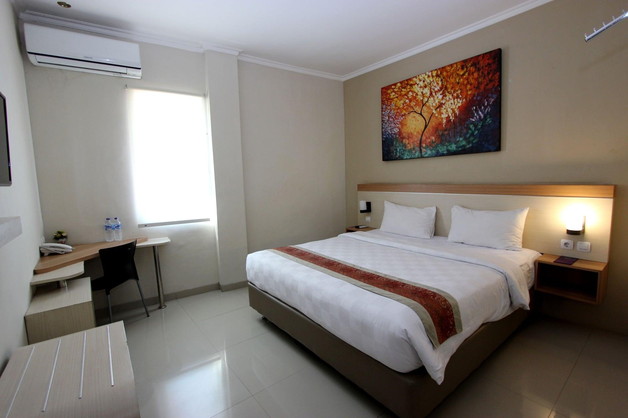 Laxston Hotel Yogyakarta Esterno foto