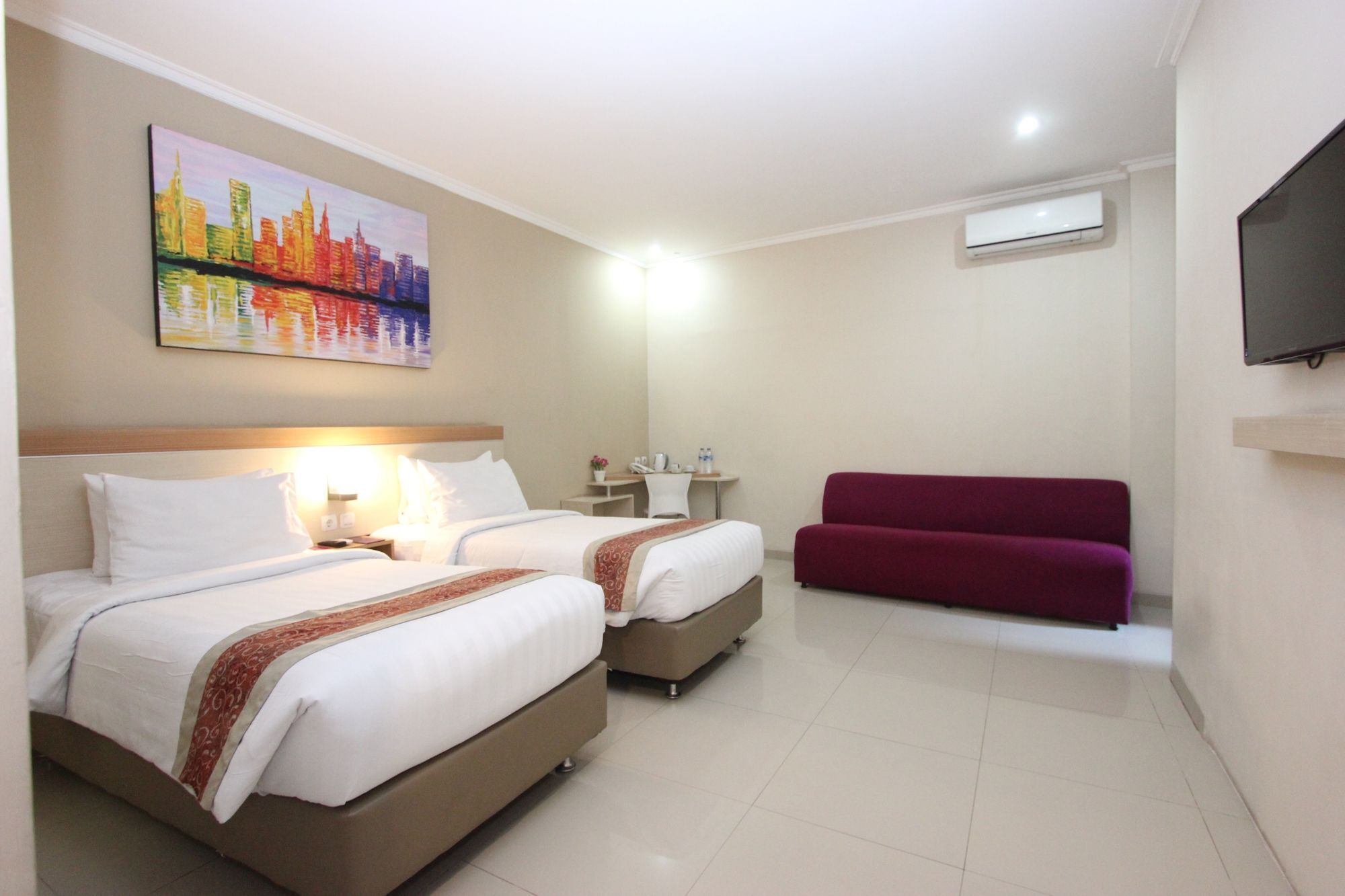 Laxston Hotel Yogyakarta Esterno foto