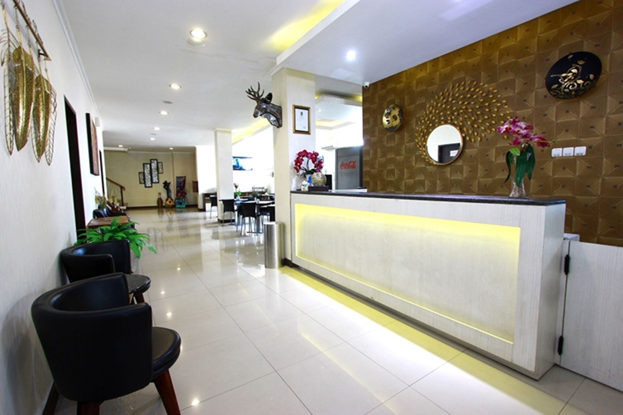 Laxston Hotel Yogyakarta Esterno foto